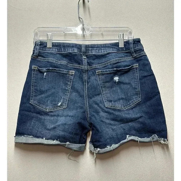 Maurice Women’s Denim Shorts Size 8 Distressed Fringe Hem - Picture 2 of 7